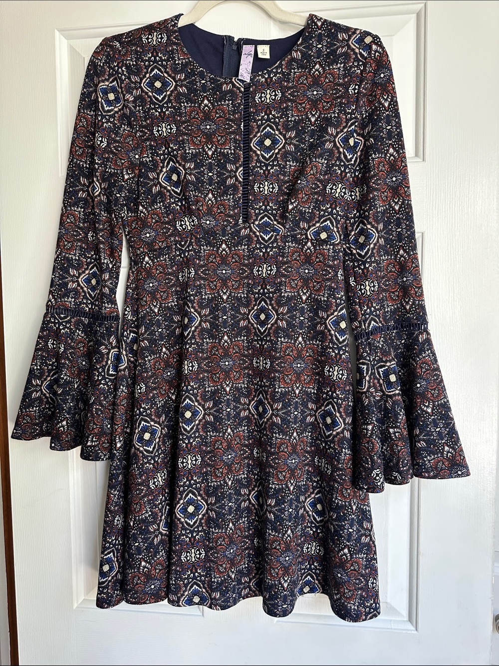 Alay Navy Multicolor Floral Bell-Sleeve Dress Size Small
